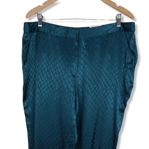 NWT Alfani Plus Size Straight Pant - Picture 3 of 9